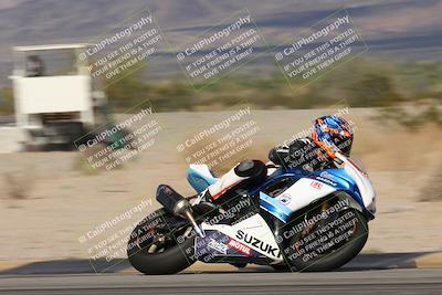 media/Nov-16-2025-Race Pace (Sun) [[8c5fa54630]]/Verified Riders/7-Turn 4 (1155am)/